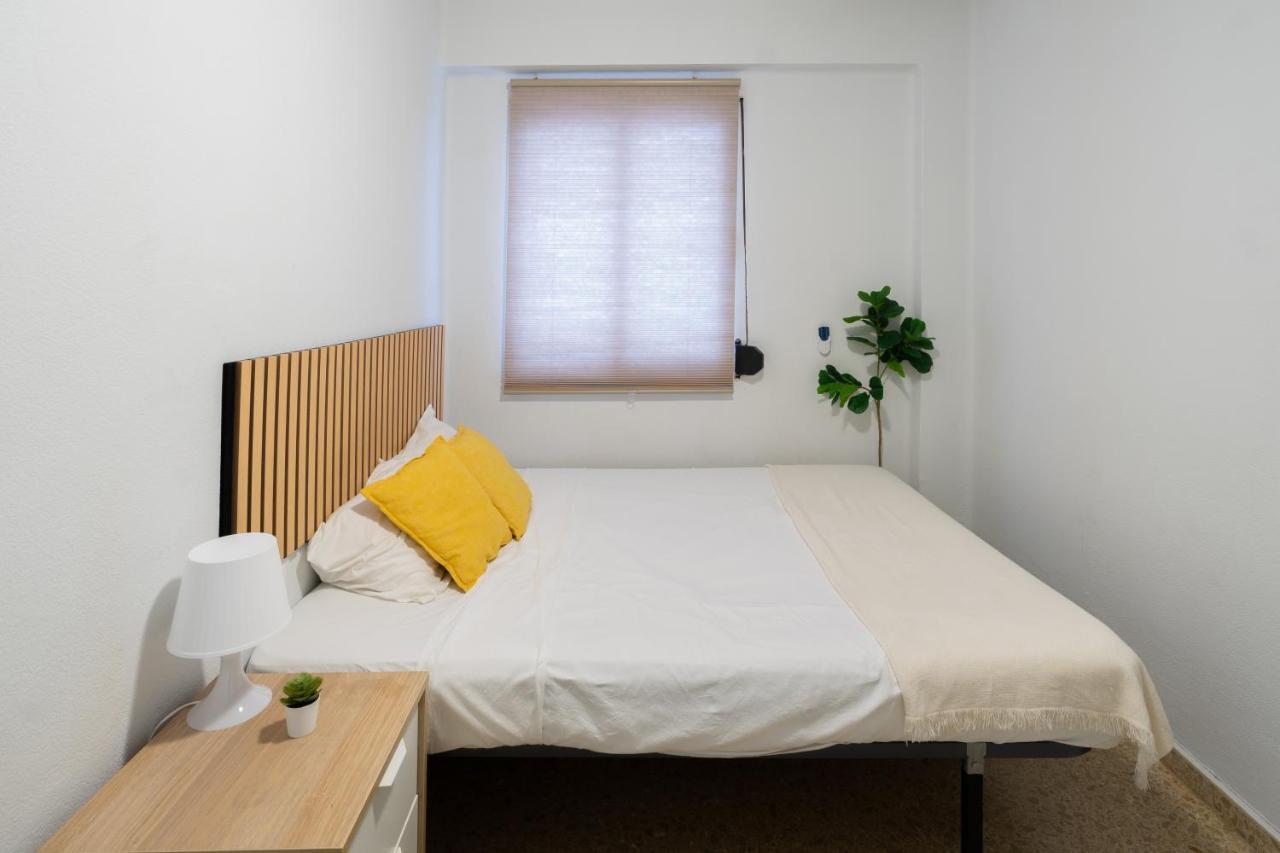 Апартаменти Apartamento Con Ubicacion Ideal: Playa Y Centro Валенсія Екстер'єр фото